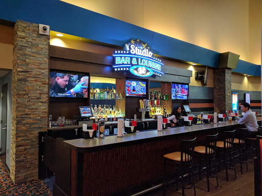 Movie Theater «MJR Partridge Creek Digital Cinema 14», reviews and photos, 17400 Hall Rd, Charter Twp of Clinton, MI 48038, USA