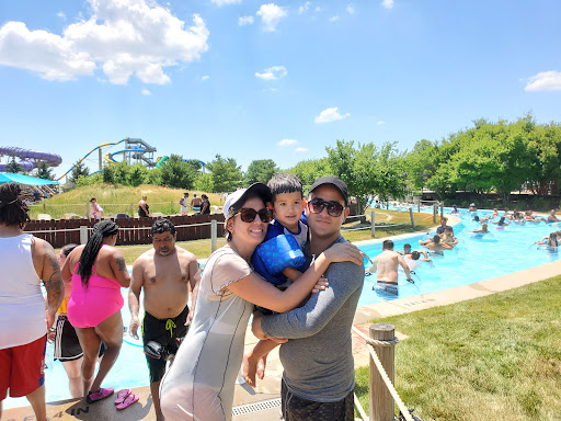 Water Park «Raging Waves Waterpark», reviews and photos, 4000 N Bridge St, Yorkville, IL 60560, USA