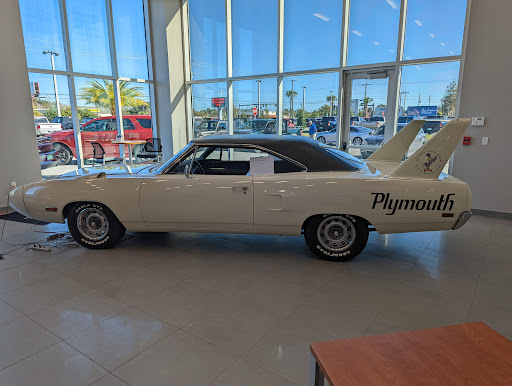 Car Dealer «Boniface-Hiers Chrysler Dodge Jeep», reviews and photos, 1775 E Merritt Island Causeway, Merritt Island, FL 32952, USA