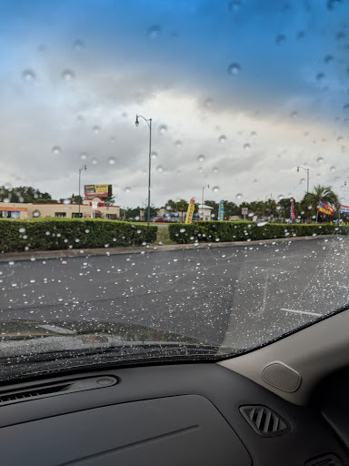 Shopping Mall «Lake Village Shopping MallKitchengaets», reviews and photos, 10601 US-441, Leesburg, FL 34788, USA