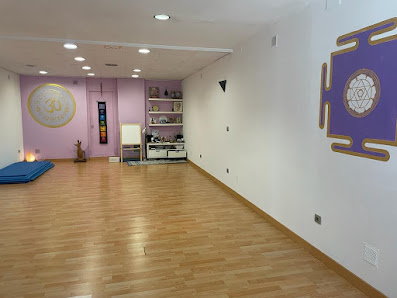 Satya Yoga Eskola Virgen del Carmen Kalea, 3, 01400 Laudio, Álava, España