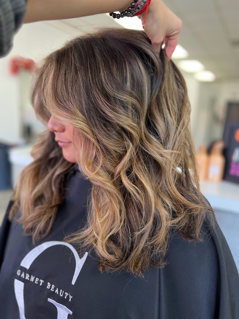Garnet Beauty Salon 28658