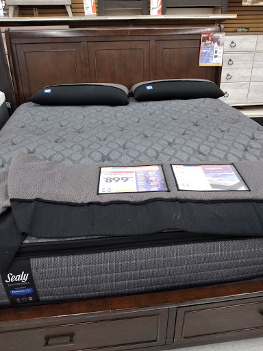 Discount Store «Big Lots», reviews and photos, 1699 River Oaks Dr, Calumet City, IL 60409, USA