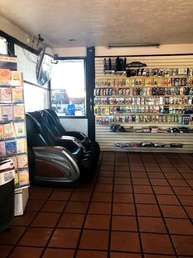 Car Wash «State College Car Wash», reviews and photos, 400 N State College Blvd, Anaheim, CA 92806, USA