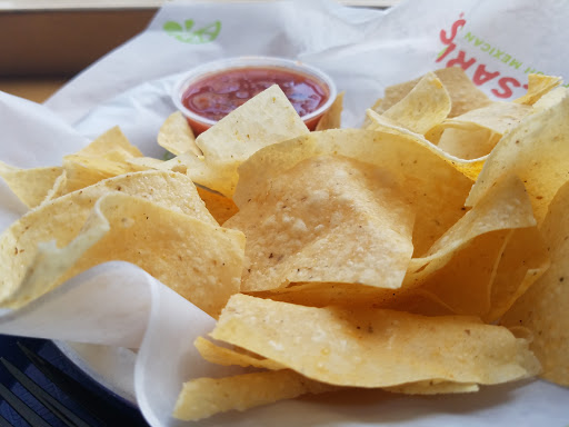 Salsaritas Fresh Mexican Grill image 3