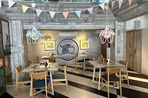 เอกชัย ร้านสาลี่วันเดอร์แลนด์ คาเฟ่ (Salee Wonderland Café) image