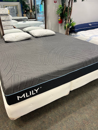 Mattress Store «Mattress & Furniture Liquidators», reviews and photos, 5145 N University Dr, Lauderhill, FL 33351, USA
