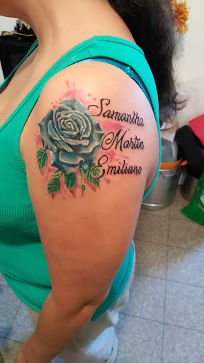 Tattoo Shop «Pearl City Tattoo», reviews and photos, 229 E 2nd St, Muscatine, IA 52761, USA