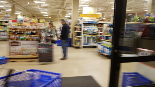 Pet Supply Store «PetSmart», reviews and photos, 1125 Quentin Rd, Lebanon, PA 17042, USA