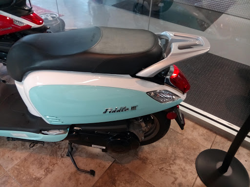 Motor Scooter Dealer «Vespa Queens», reviews and photos, 37-43 Crescent St, Long Island City, NY 11101, USA