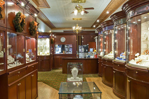 Jewelry Store «Costello Jewelry Co», reviews and photos, 33 W Jefferson Ave, Naperville, IL 60540, USA