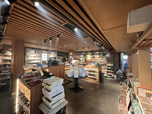 Tobacco Shop «Tobacco Leaf», reviews and photos, 7351 Assateague Dr, Jessup, MD 20794, USA