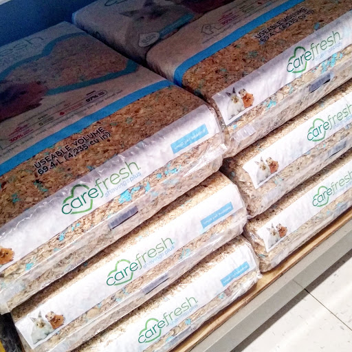 Pet Store «Gills And Thrills Pet Shop», reviews and photos, 204 E 8th St, Lockport, IL 60441, USA