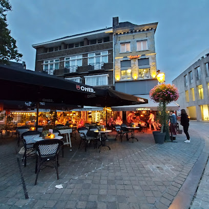 Café Local, lekker eten en drinken in Maastricht - Markt 38, 6211 CK Maastricht, Netherlands
