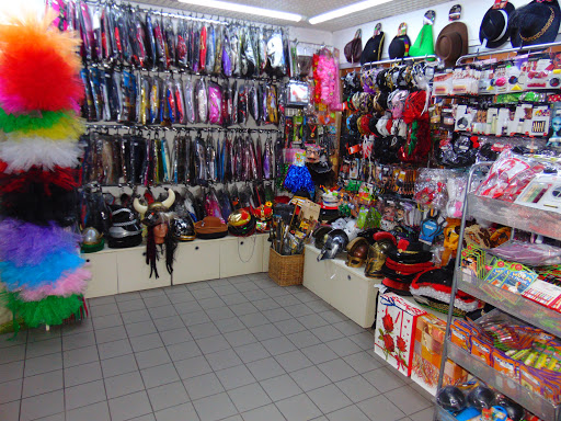 Stores to buy halloween costumes Bucharest