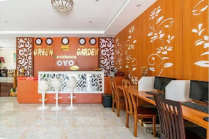 OYO 301 Green Garden Residence Hotel image