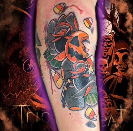 Explore small hummingbird tattoo ideas, creative tattoo ideas in Marion, available at Blackbird tattoo gallery