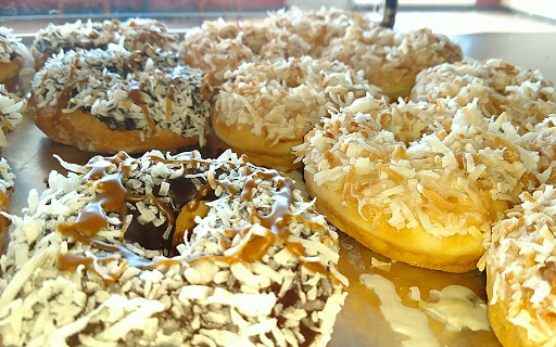 Donut Shop «Sunrise Donuts and Sweets», reviews and photos, 4744 George Washington Memorial Hwy, Hayes, VA 23072, USA