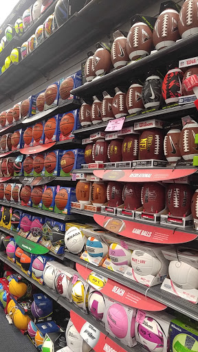 Sporting Goods Store «Big 5 Sporting Goods», reviews and photos, 1011 S Main St, Manteca, CA 95337, USA