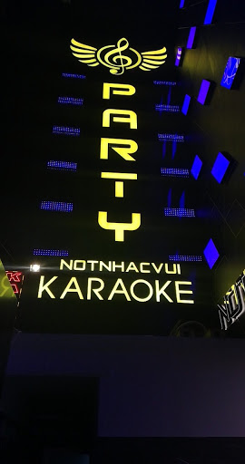 Karaoke Nốt Nhạc Vui Party - Lê Văn Sỹ