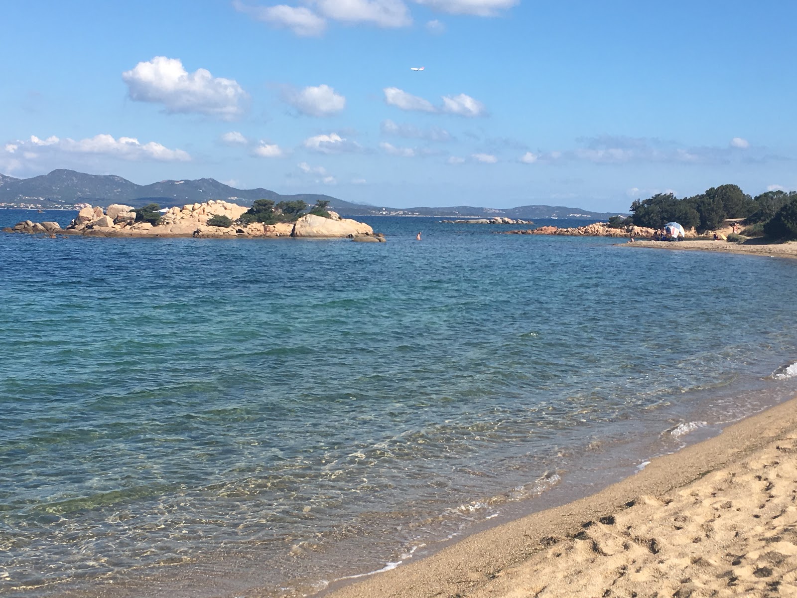 Foto de Spiaggia Li Cuncheddi área de servicios