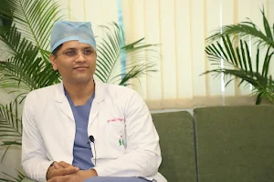 Dr Ravi Shekhar Jha | Pulmonologist in Faridabad | Lung Specialist Faridabad | Asthma Treatment | Chest Physician Faridabad image