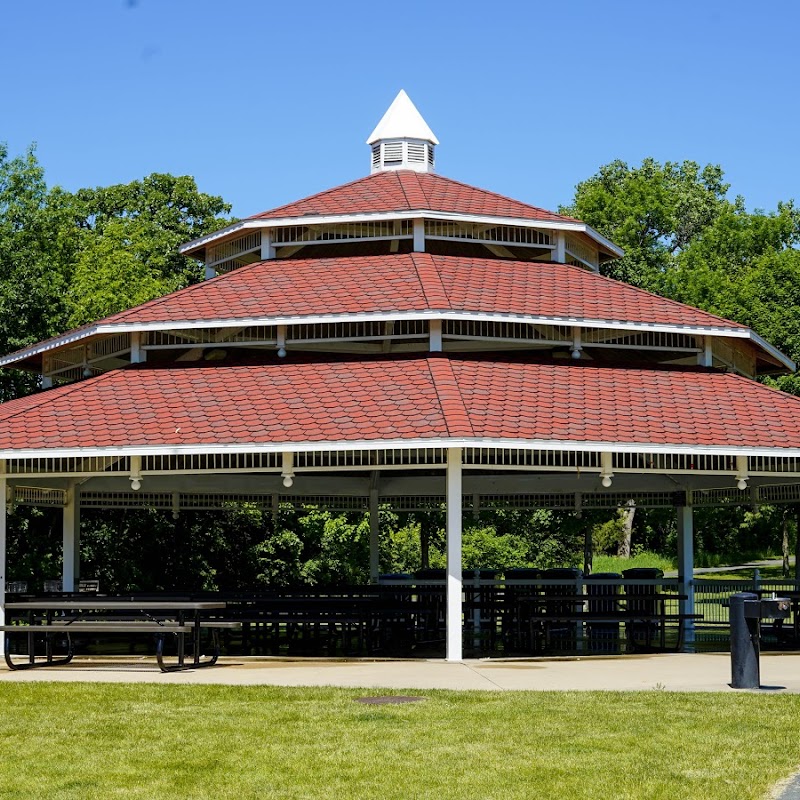 Riley Lake Park Pavilion