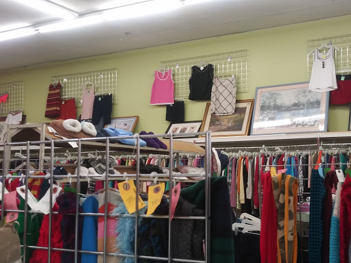 Thrift Store «Family Thrift Store», reviews and photos, 2012 W Newport Pike, Wilmington, DE 19804, USA