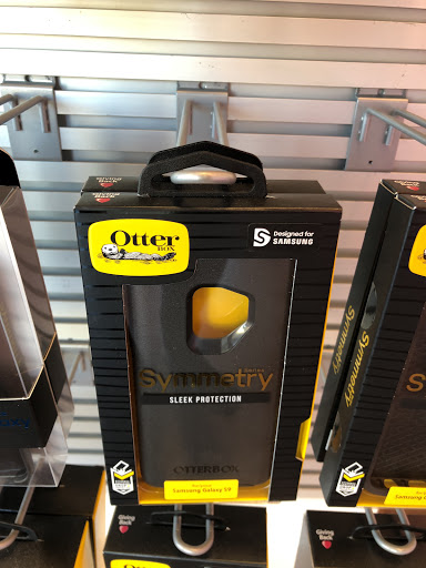 Cell Phone Store «T-Mobile», reviews and photos, 25965 Industrial Blvd #105, Hayward, CA 94545, USA