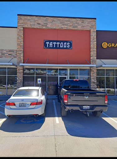 Explore knuckle tattoo ideas for men, creative tattoo ideas in Willis, available at Bizarres llc at Dirtles s Design Studio