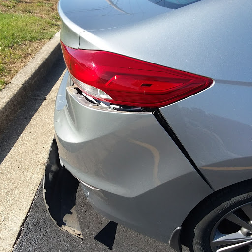 Auto Body Shop «CARSTAR Center City», reviews and photos, 4300 Montgomery Rd, Norwood, OH 45212, USA