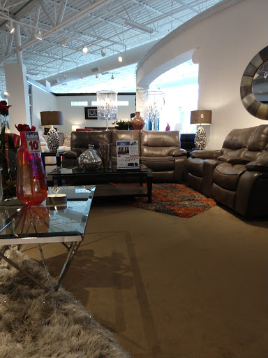 Furniture Store «Rooms To Go Furniture Store - Port Richey», reviews and photos, 9500 Scenic Dr, Port Richey, FL 34668, USA