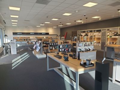 Cell Phone Store «Verizon», reviews and photos, 1003 W Patrick St, Frederick, MD 21702, USA
