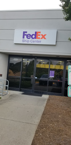 Shipping and Mailing Service «FedEx Ship Center», reviews and photos, 4301 Atlantic Ave, Raleigh, NC 27604, USA