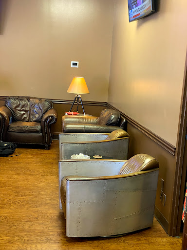 Tobacco Shop «The Tobacco Pouch», reviews and photos, 5976 S Yale Ave, Tulsa, OK 74135, USA