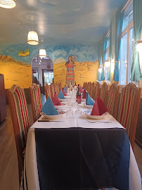 Atmosphère du Restaurant de spécialités d'Afrique du Nord Le Tassili à Pont-de-l'Arche - n°2