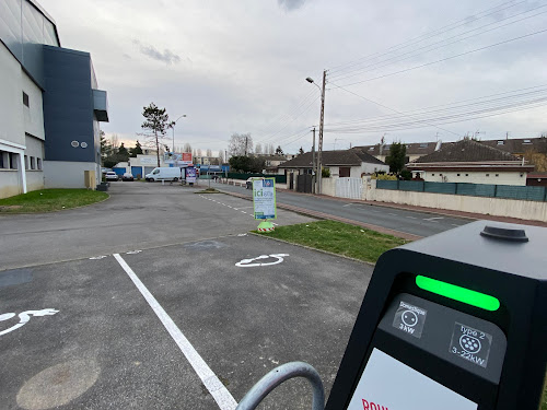 Borne de recharge de véhicules électriques Syndicat intercommunal pour le gaz et lélectricité en Île-de-France Charging Station Wissous
