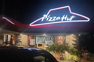 Pizza Hut - Kuruwita image