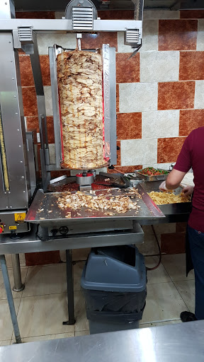 شاورما السراية التركي 