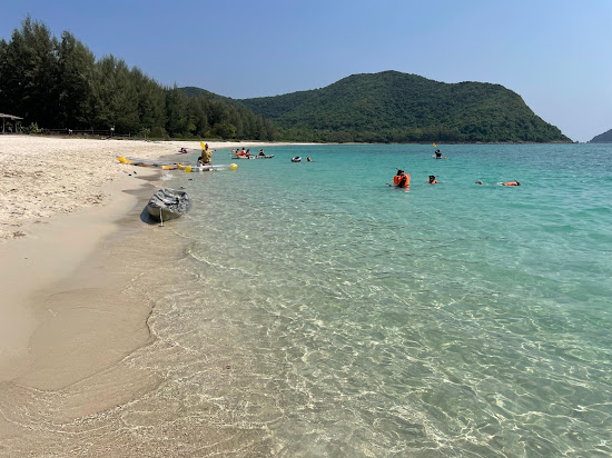 Luklom Beach