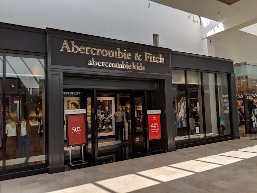 Clothing Store «Abercrombie & Fitch», reviews and photos, 4400 Sharon Rd #142, Charlotte, NC 28211, USA