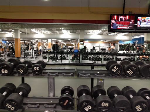 Gym «LA Fitness», reviews and photos, 5444 N Cumberland Ave, Chicago, IL 60656, USA