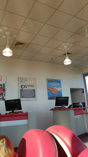 Tire Shop «Discount Tire Store - Auburn Hills, MI», reviews and photos, 200 Brown Rd, Auburn Hills, MI 48326, USA