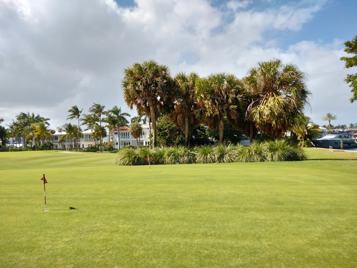 Red Reef Park Executive Golf Course