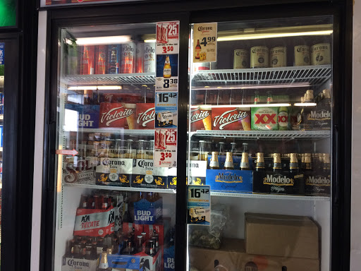 Mexican Grocery Store «El Paso Tacqueria and Latin Market», reviews and photos, 601 Hollywood Blvd, Iowa City, IA 52240, USA