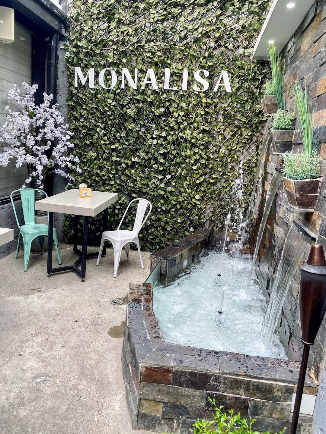 Mona Lisa Café Restaurante