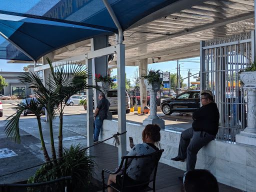 Car Wash «Great American Car Wash», reviews and photos, 16919 Roscoe Blvd, Northridge, CA 91343, USA