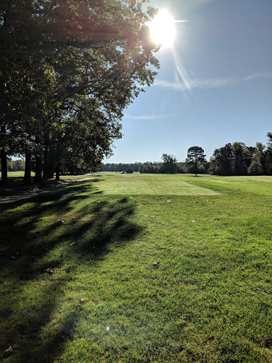 Golf Course «Lakewood Country Club», reviews and photos, 145 Country Club Dr, Lakewood, NJ 08701, USA