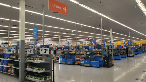 Department Store «Walmart Supercenter», reviews and photos, 33 Sherwood Dr, Tilton, NH 03276, USA
