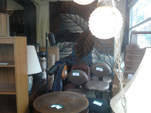 Used Furniture Store «Dixon Used Furniture», reviews and photos, 1915 Rainier Ave S, Seattle, WA 98144, USA